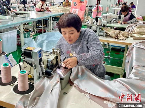 浙江窗簾生產重鎮(zhèn)轉型制馬面裙掀國潮采購風